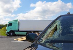 truck crash attorney mn